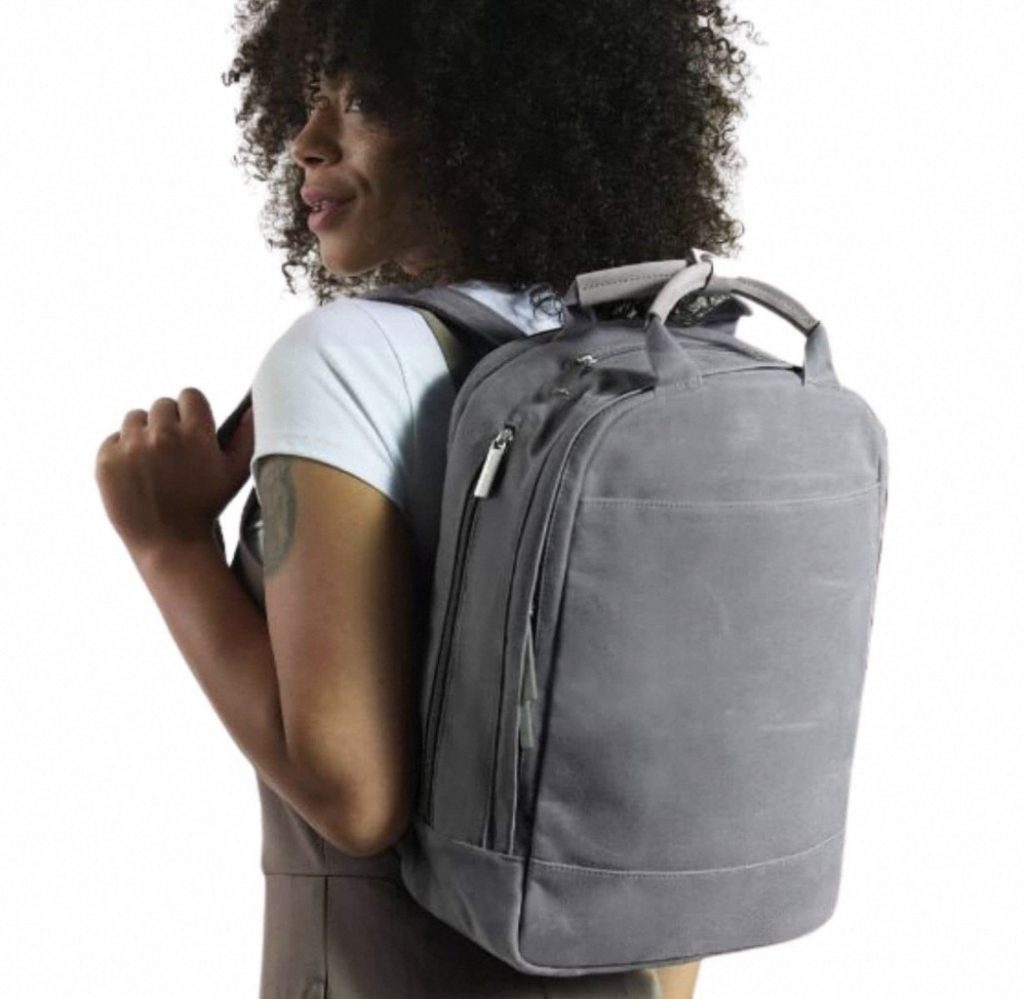 Can You Bring a Backpack to Jury Duty? Know the Rules插图3