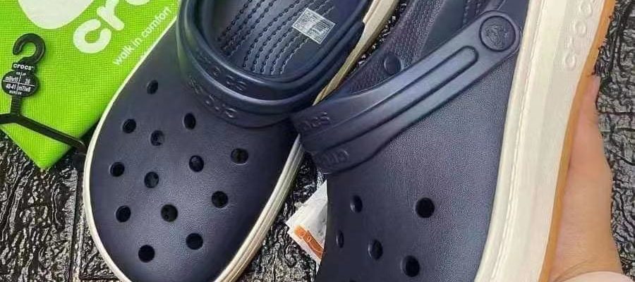 crocs full shoe