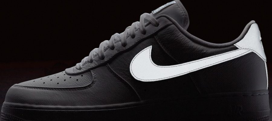 nike reflective shoes