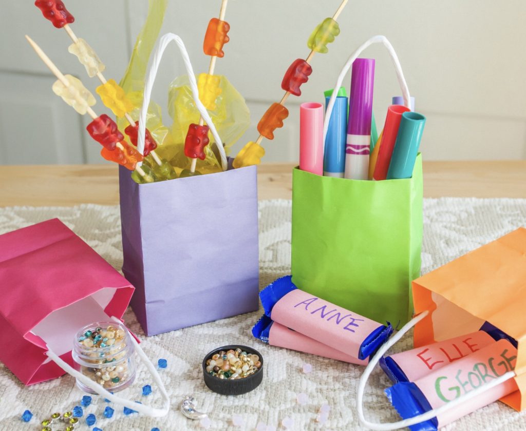 Gift Bags for Kids: Making Special Occasions Unforgettable插图4