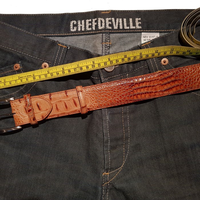 how to size a belt for a man