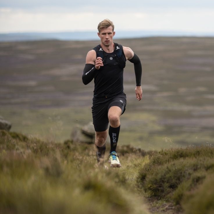 why do runners wear arm sleeves