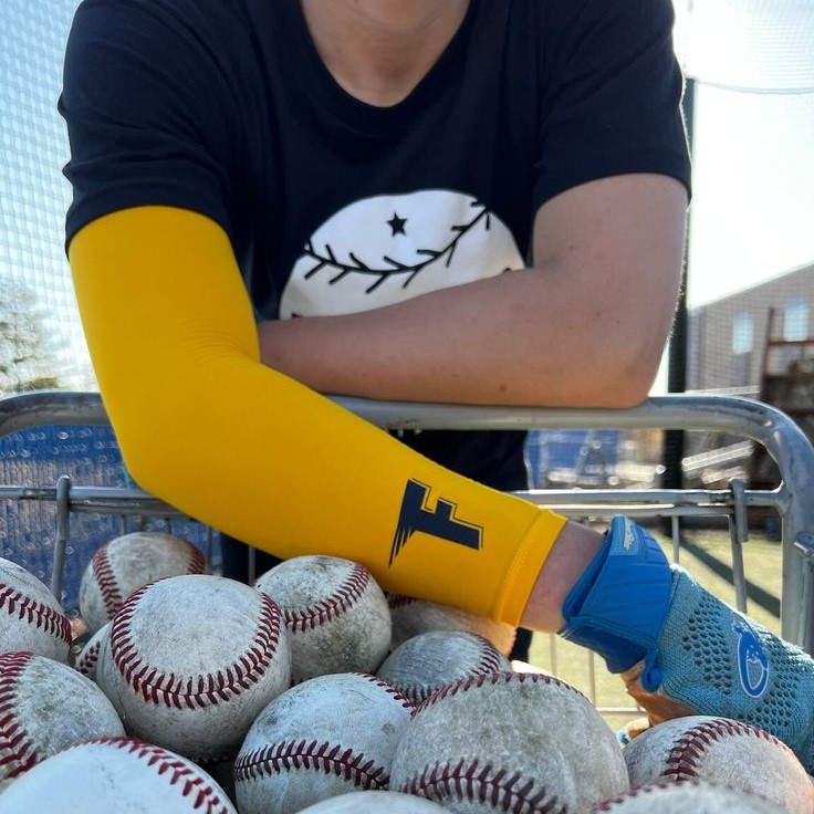 baseball arm sleeves