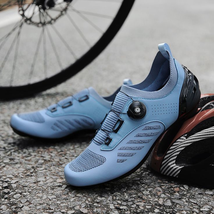 gravel cycling shoes