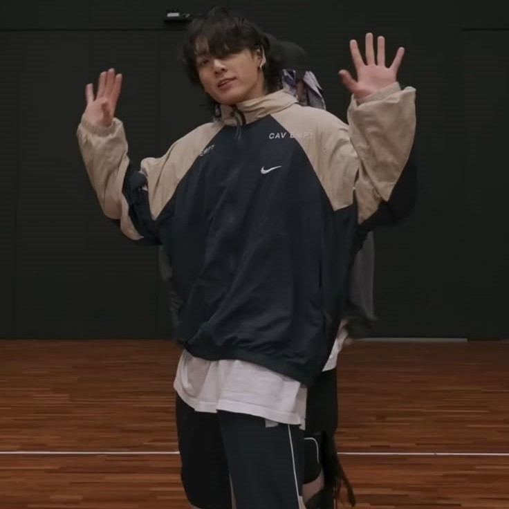 running windbreaker