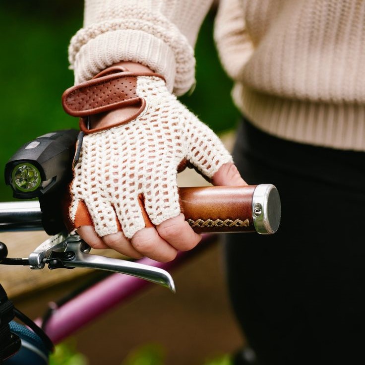 bike riding gloves
