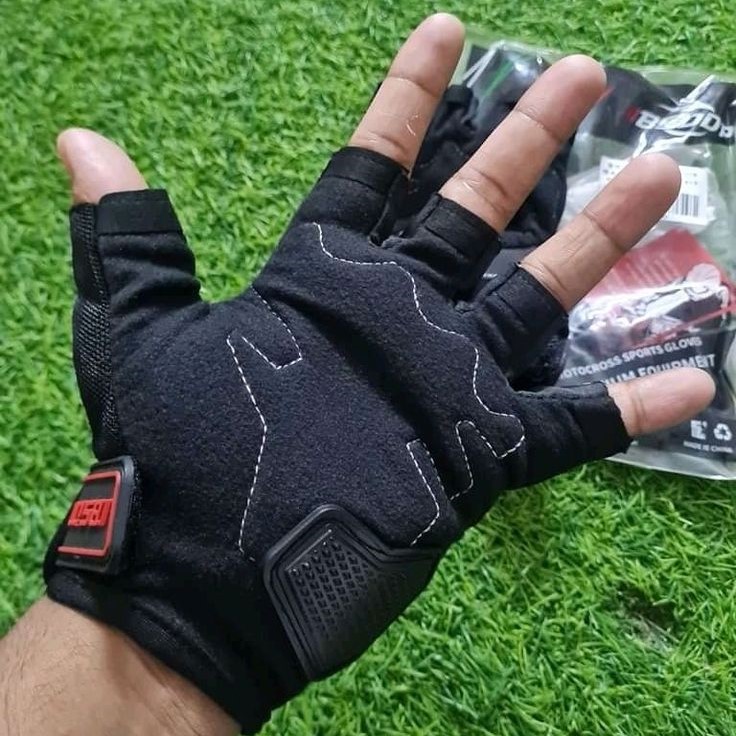 bike riding gloves
