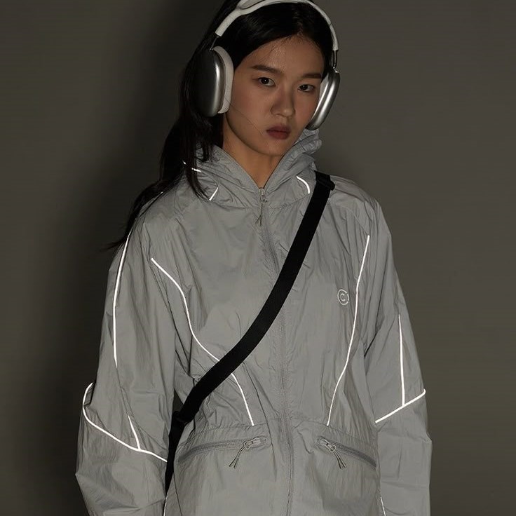 running windbreaker