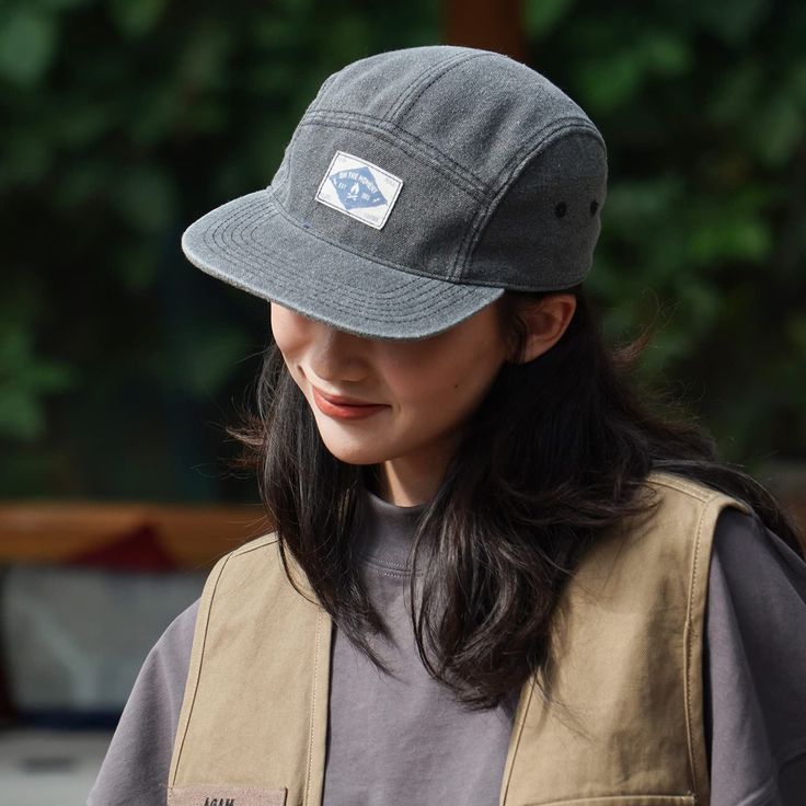 flat brim baseball cap