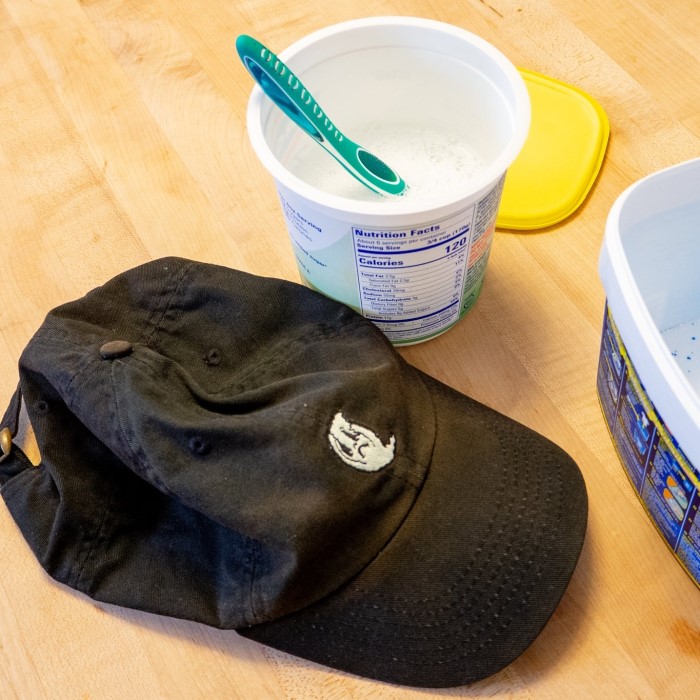 how to wash a baseball cap